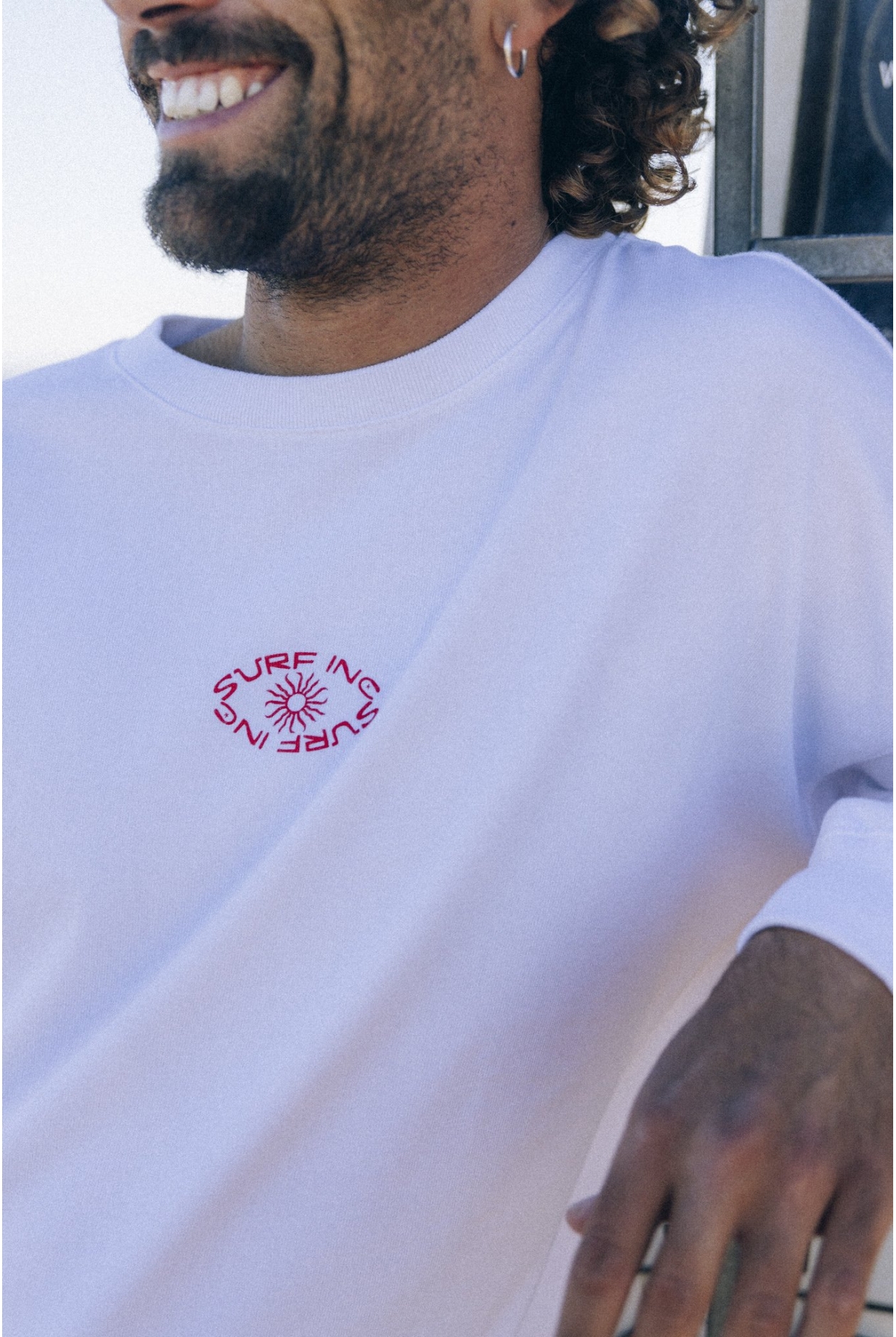 Feel Amazing LS - Paper White Feel Amazing LS - Paper White