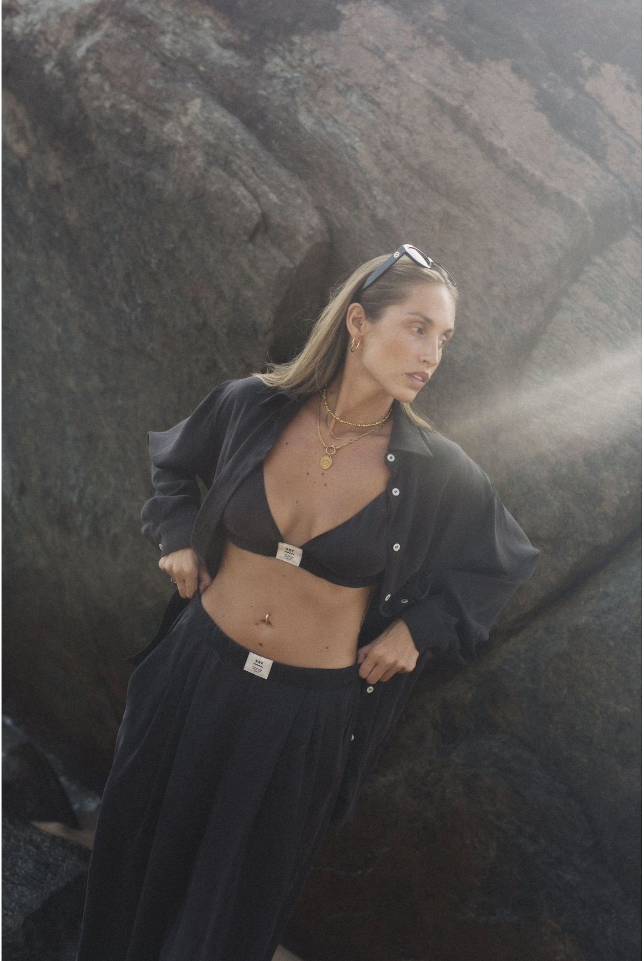 Cupro Loose Shirt - Space Black | Surf Inc. Cupro Loose Shirt - Space Black | Surf Inc.