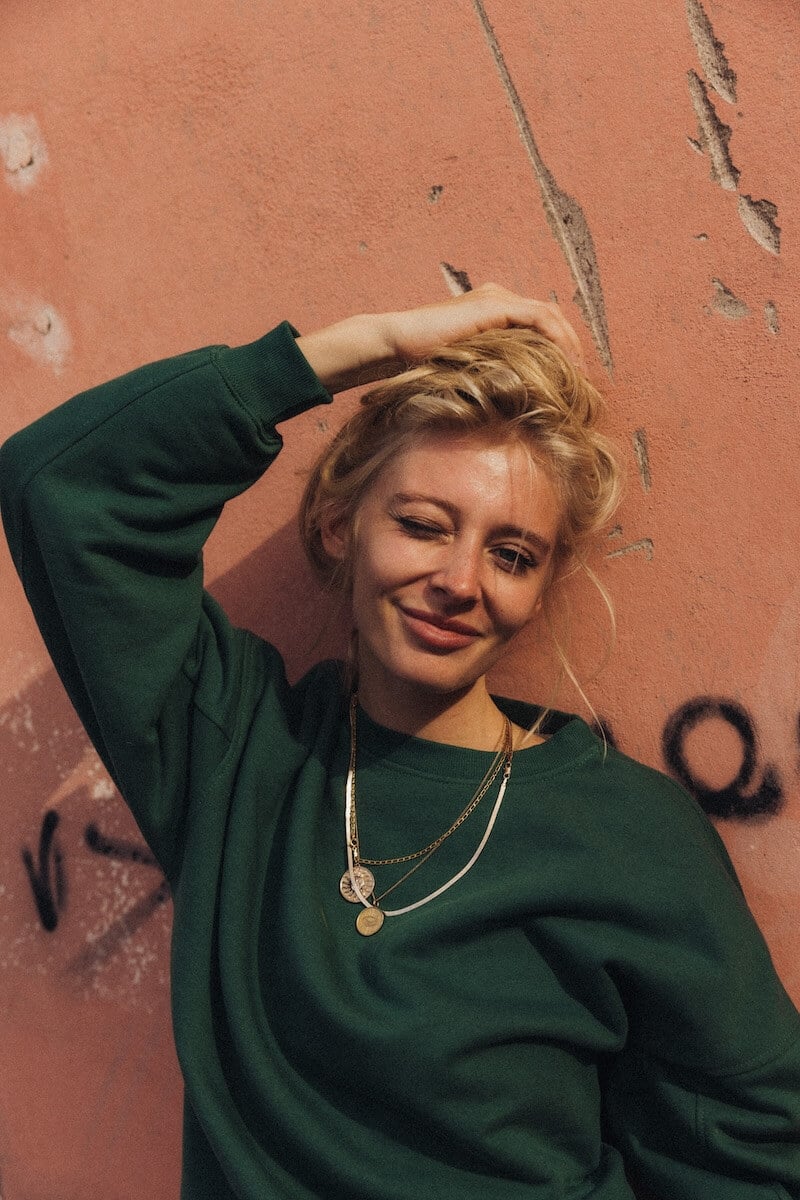 Classy Sweat - Green Queen