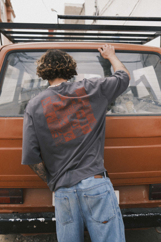 Puzzle Madness Tee - Stone Grey