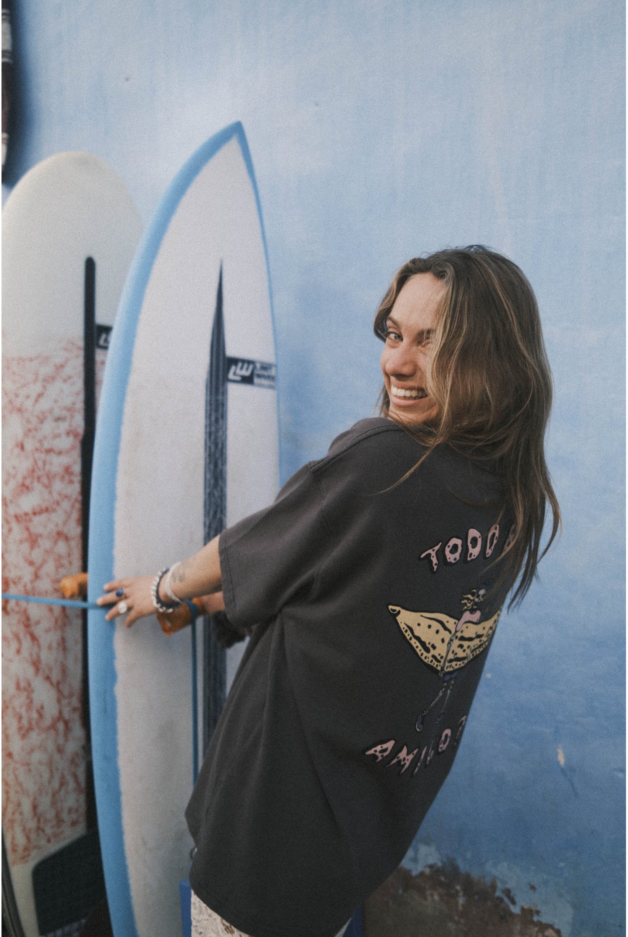 Todo Bien Amigo Tee - Stone Grey Todo Bien Amigo Tee - Stone Grey