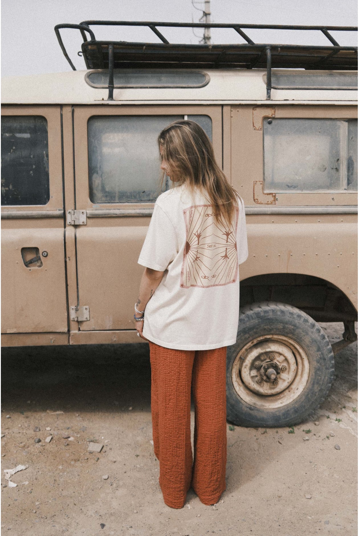 Just Illusion Tee - Super Natural