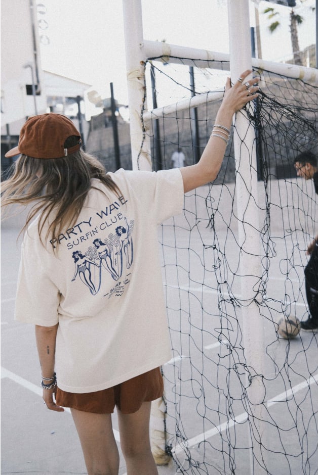 Party Wave Club Tee - Super Natural Party Wave Club Tee - Super Natural