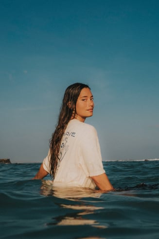 Party Wave Club Tee - Super...