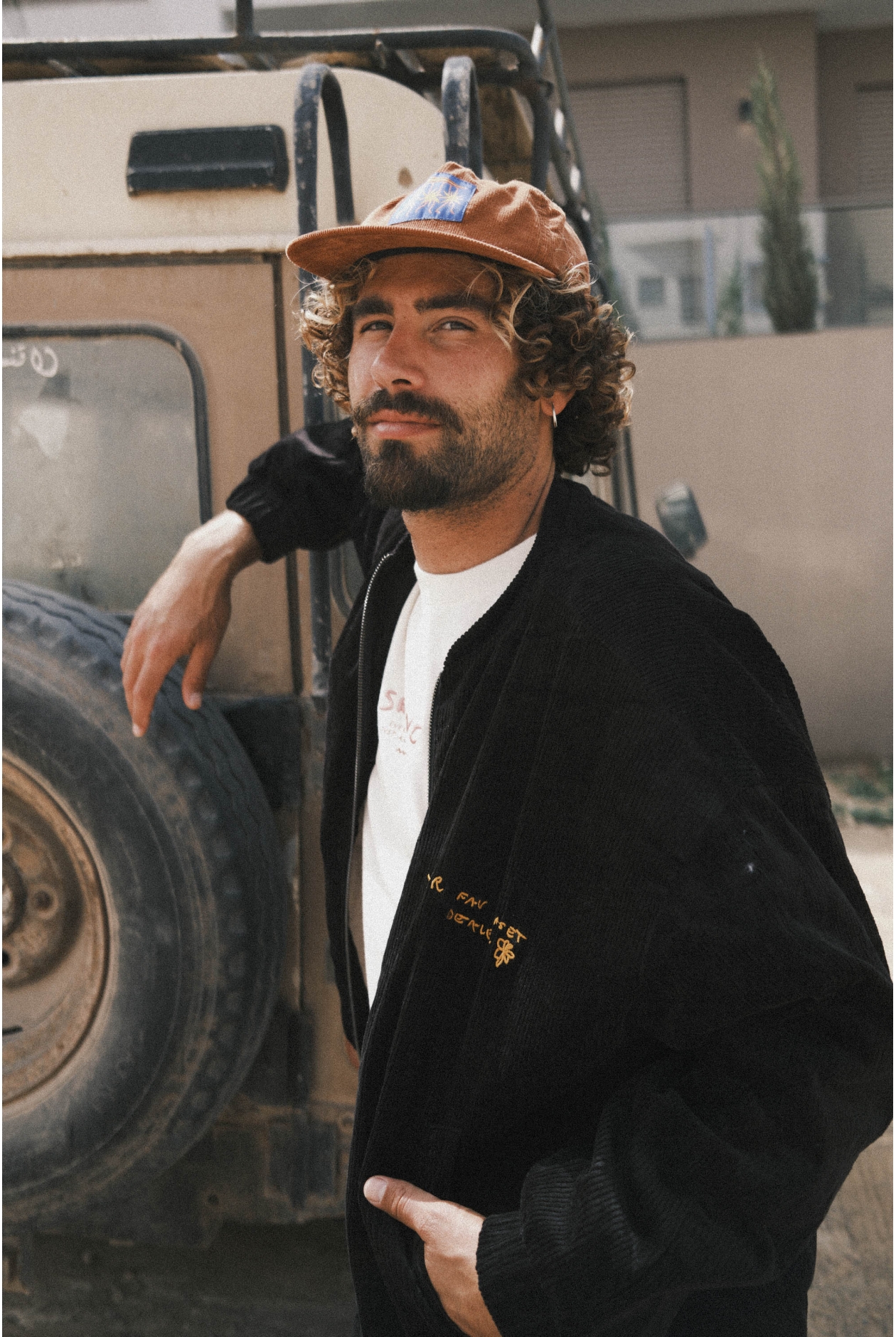 Sunset Dealer Cord Jacket - Space Black | Surf Sunset Dealer Cord Jacket - Space Black | Surf