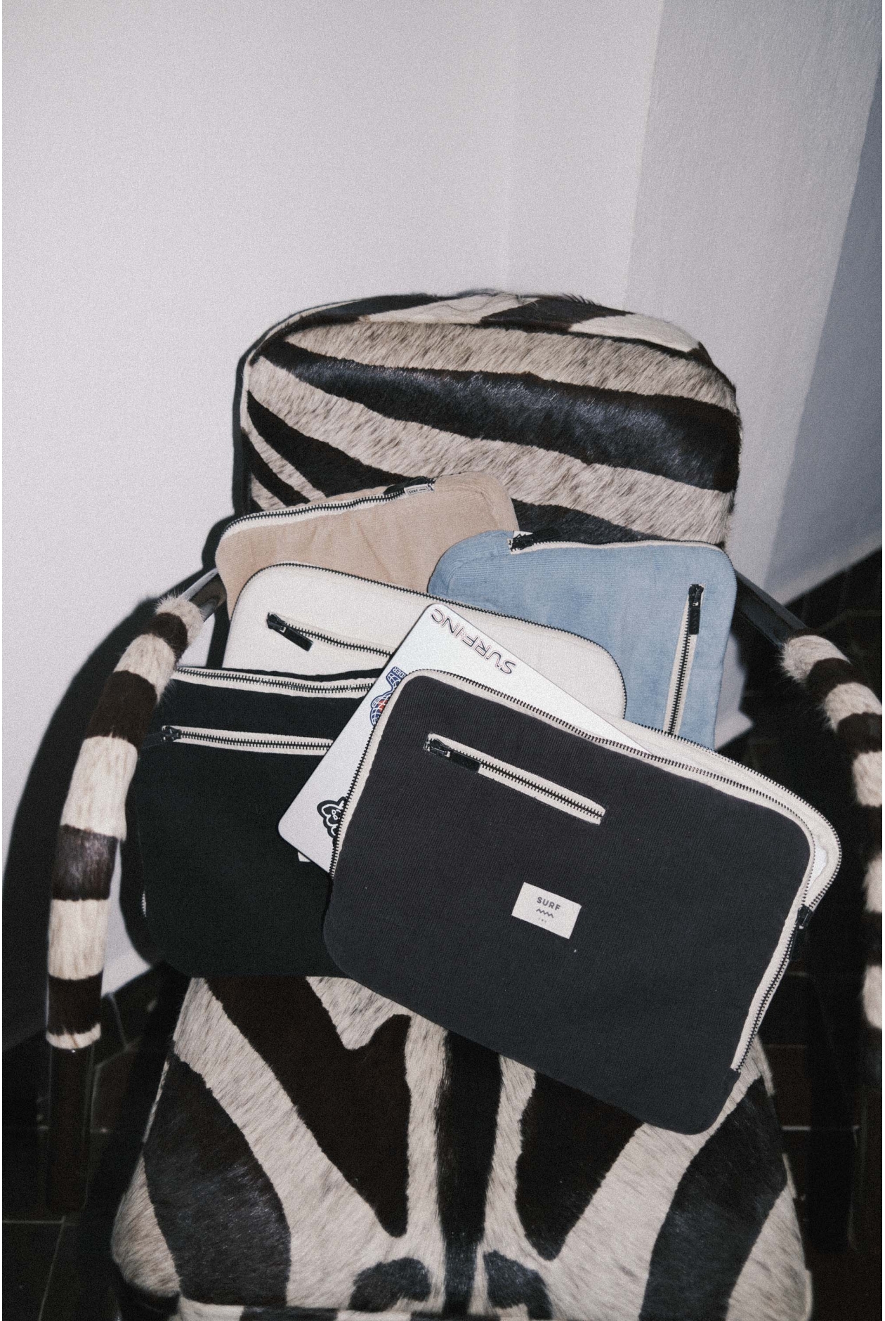 Surf Cord Case - Stone Grey