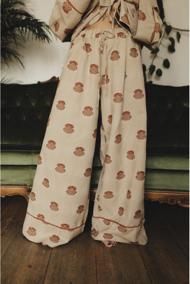 Stormy Eyes Loose Pants - Cookie Stormy Eyes Loose Pants - Cookie