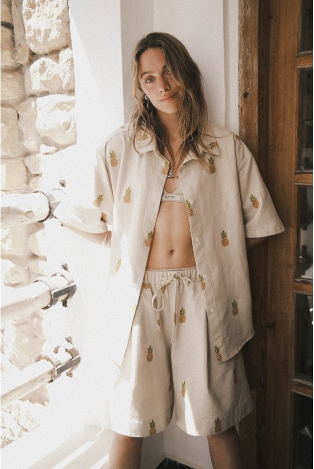 Tropical Pineapple Shirt - Vintage White Tropical Pineapple Shirt - Vintage White