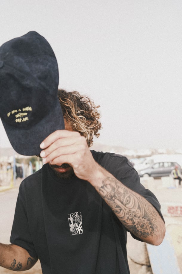 Czapki z daszkiem męskie. Lato 2025  | Not A Surfer Washed Cap - Acid Black And Mellow Yellow | Surf Inc.