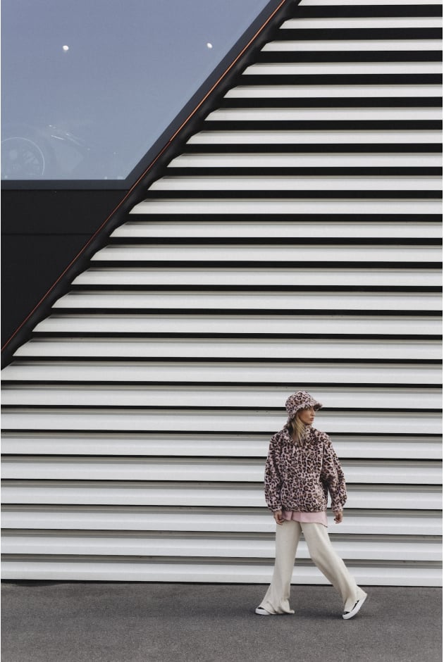 Wild Fuzz High Neck Sweat - Pink Kush Wild Fuzz High Neck Sweat - Pink Kush