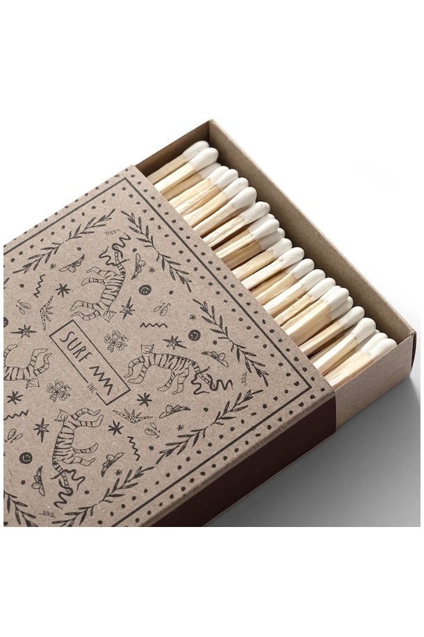 Kobieta  | Surf Matches | Surf Inc.