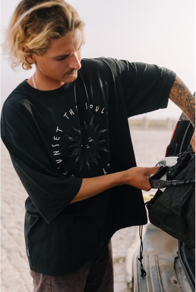 Nowości  | Soul Box Tee - Acid Black | Surf Inc.