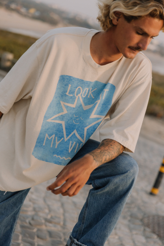 Look At My Vibe Box Tee - Super Natural