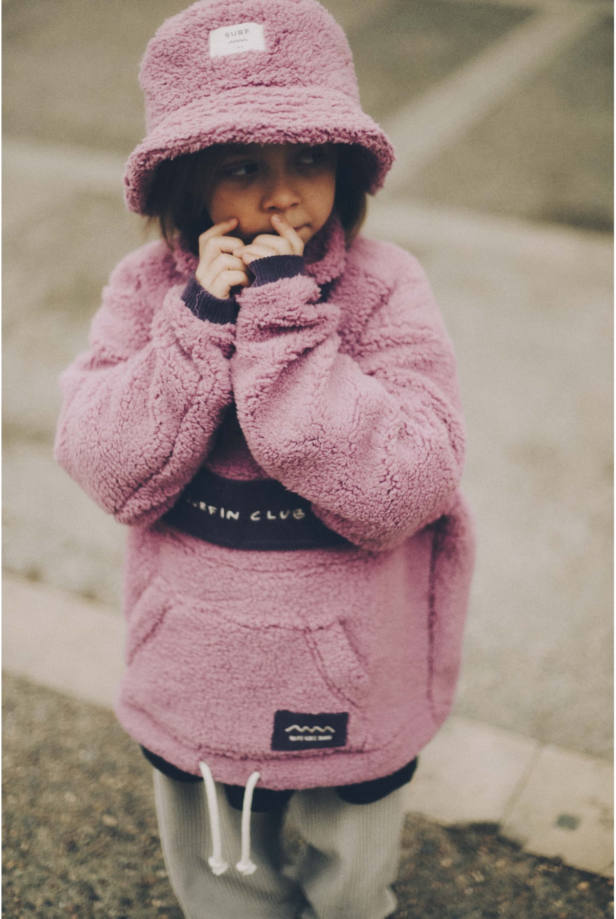 Sherpa Kids Bucket - Berry Ice Cream Sherpa Kids Bucket - Berry Ice Cream