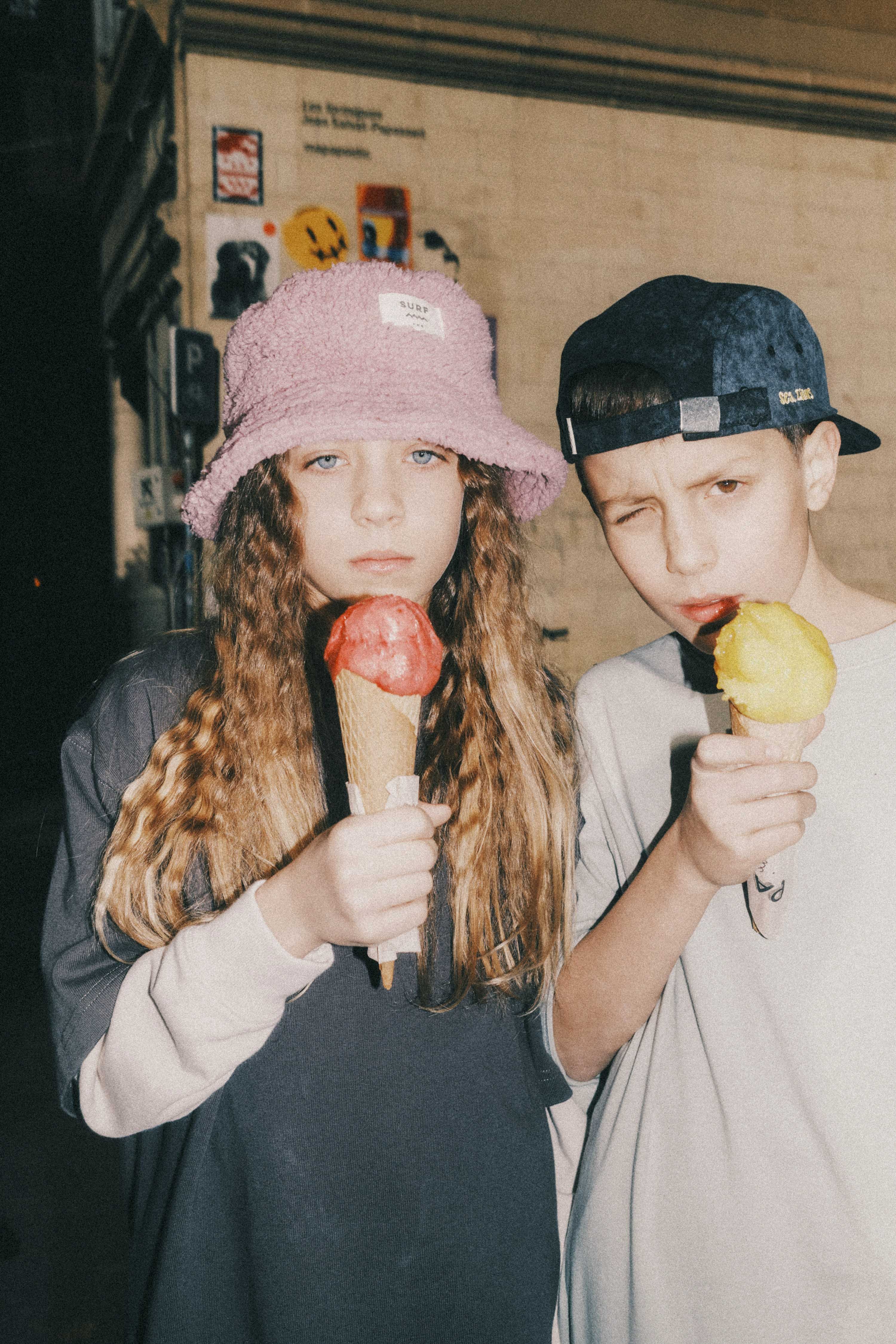 Sherpa Kids Bucket - Berry Ice Cream