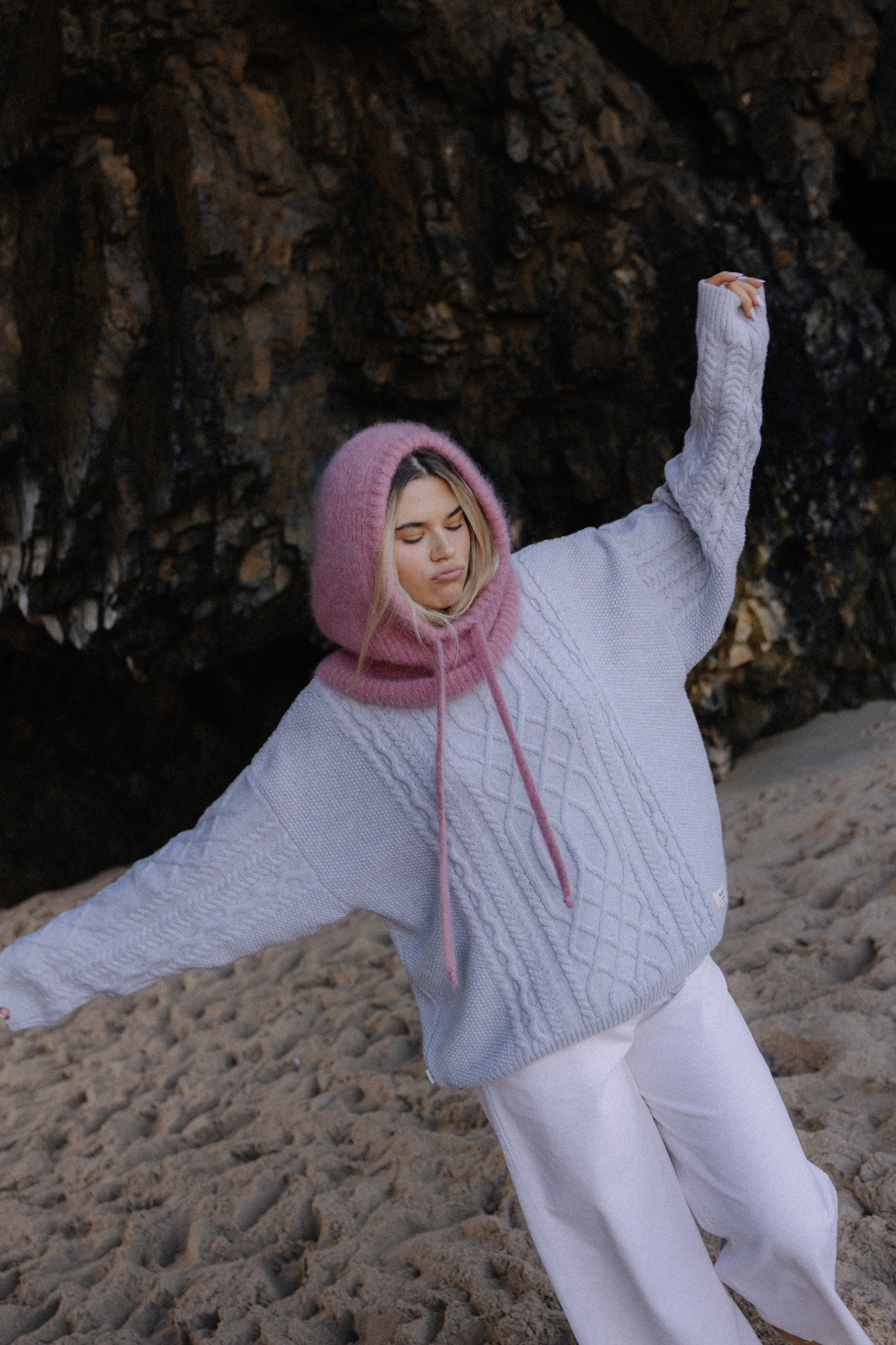 Wool Fluffy Balaclava - Dirty Pink