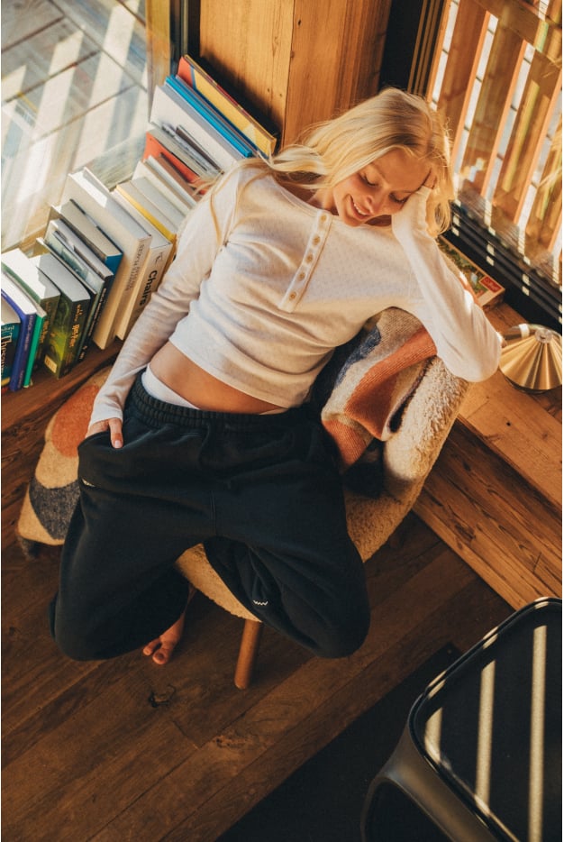 Zoe Longsleeve - Paper White Zoe Longsleeve - Paper White