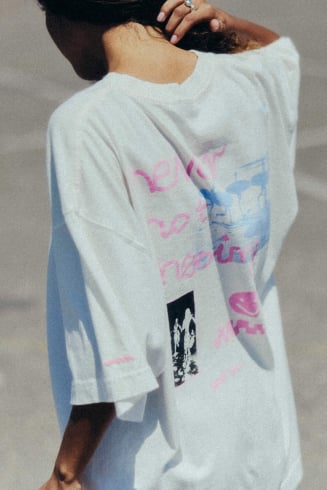 Chasing Tee - Vintage White