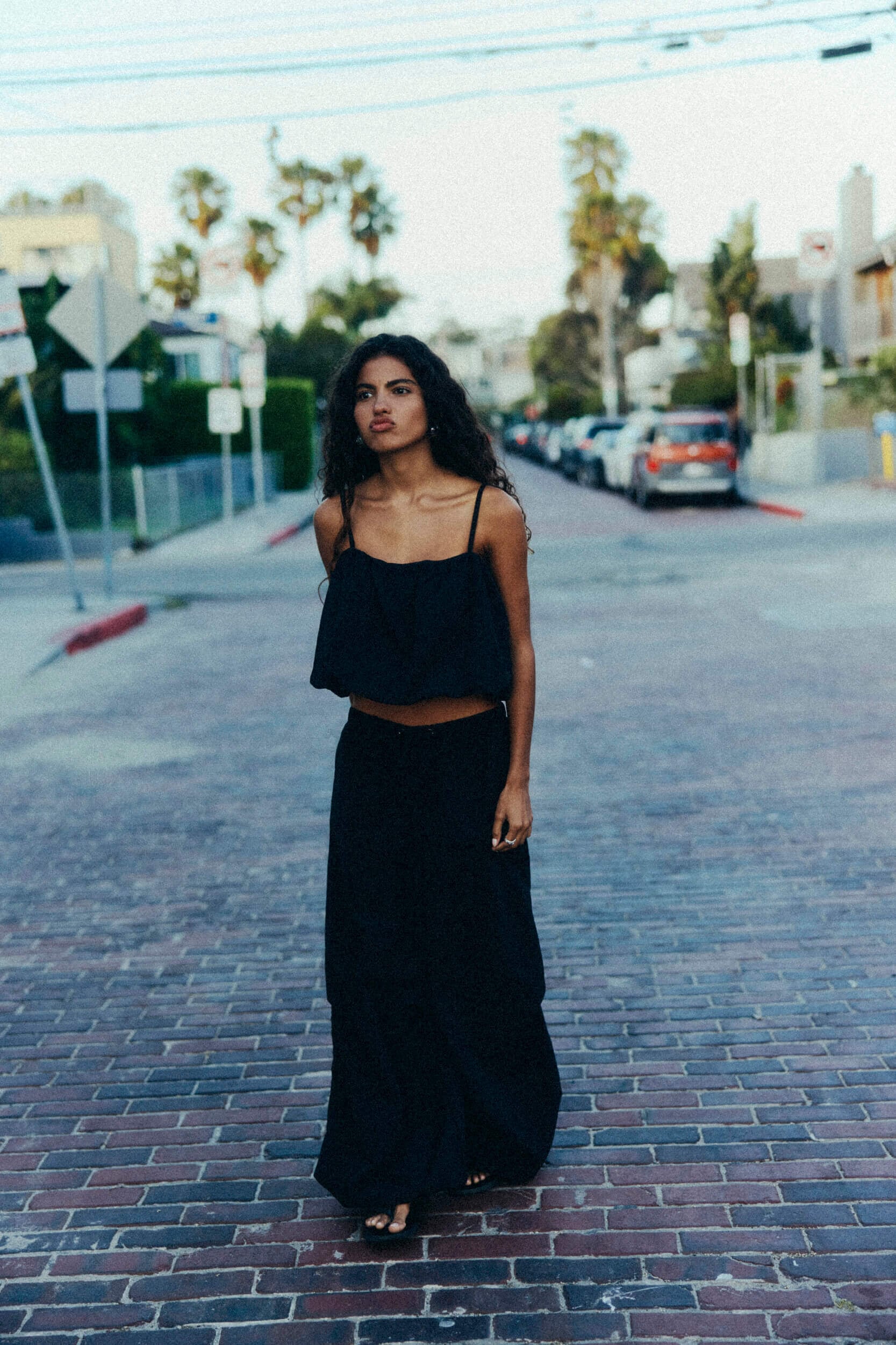 Parachute Bauble Top - Space Black Parachute Bauble Top - Space Black