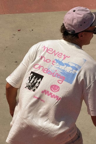 Chasing Tee - Vintage White