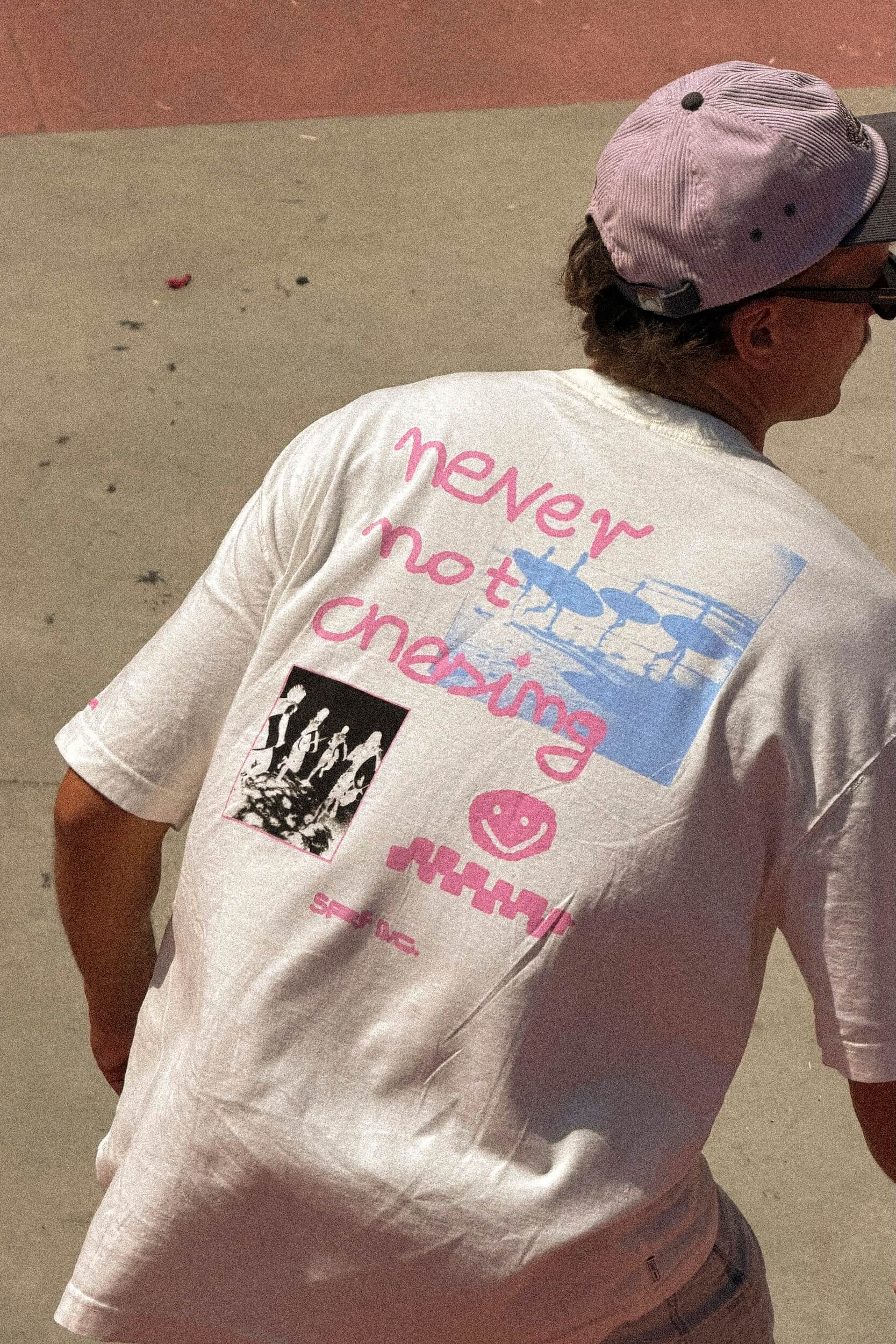 Chasing Tee - Vintage White