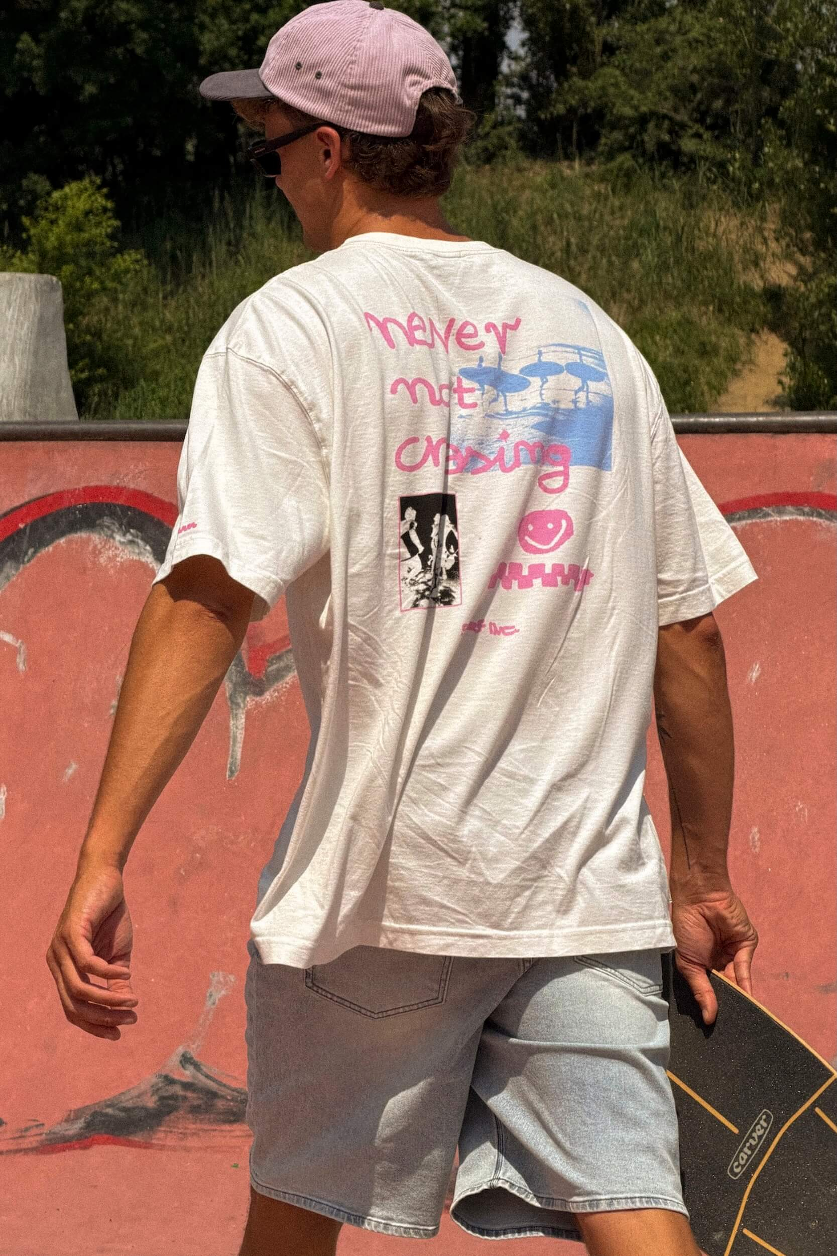 Chasing Tee - Vintage White