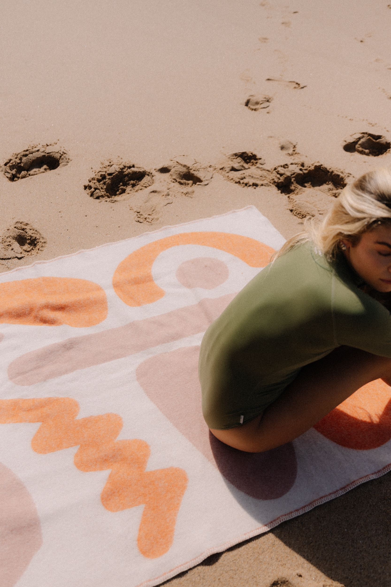 Surf Wool Blanket- Vintage White