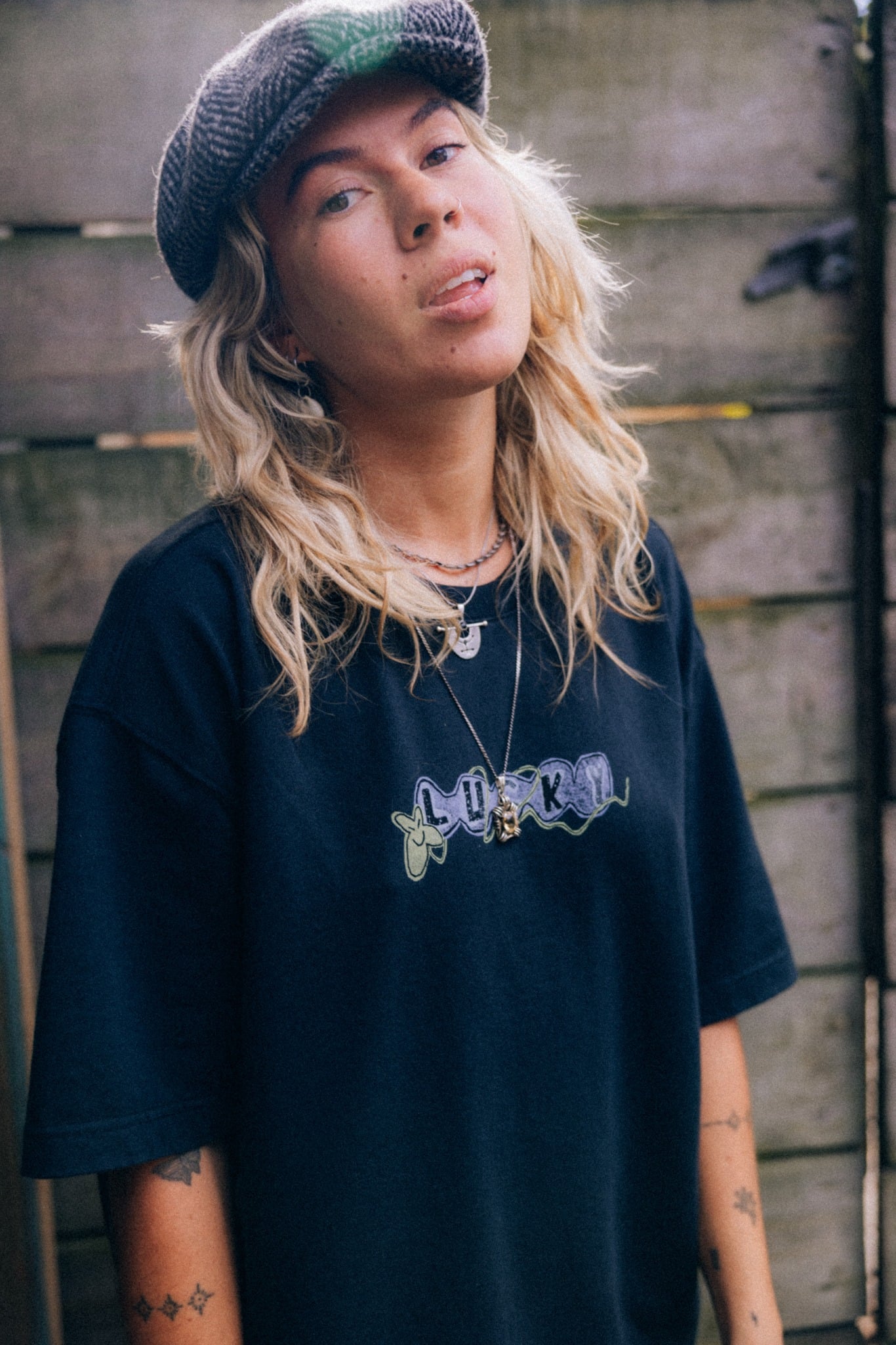 JD Good Luck Tee - Acid Black - T-shirts JD Good Luck Tee - Acid Black - T-shirts