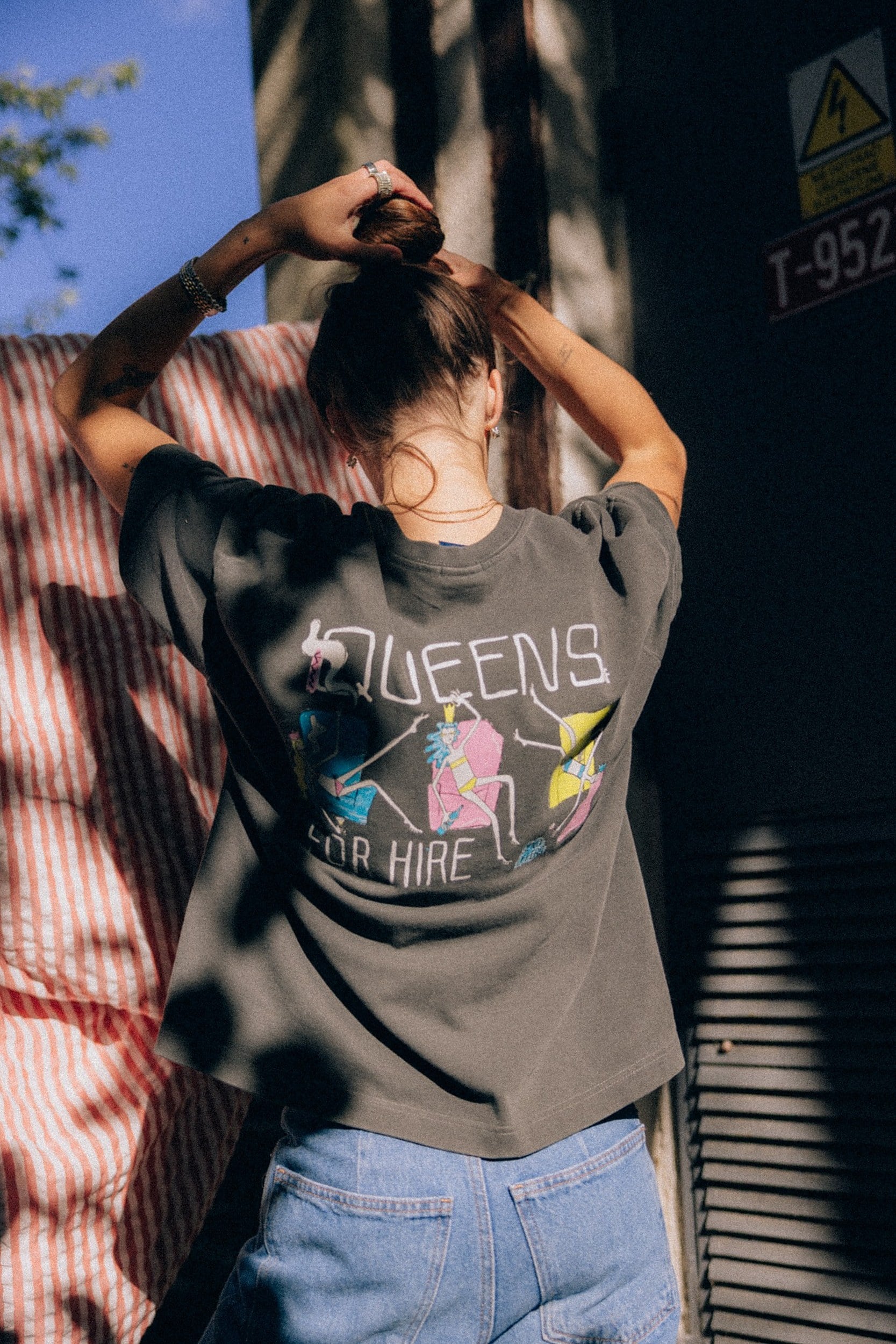 Queens For Hire Tee - Pacific Mist - T-shirts Queens For Hire Tee - Pacific Mist - T-shirts