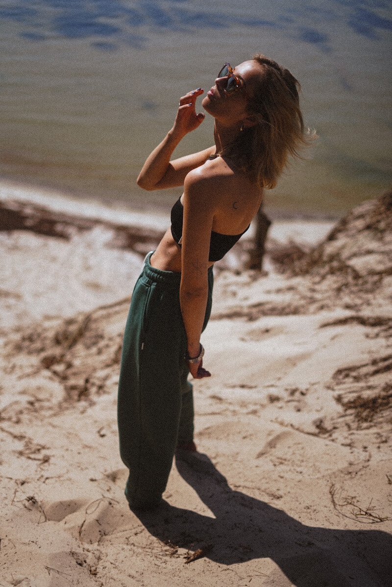 Cozy Joggers - Green Queen