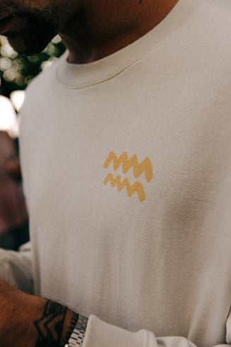 Sea Lions LS - Dirty White