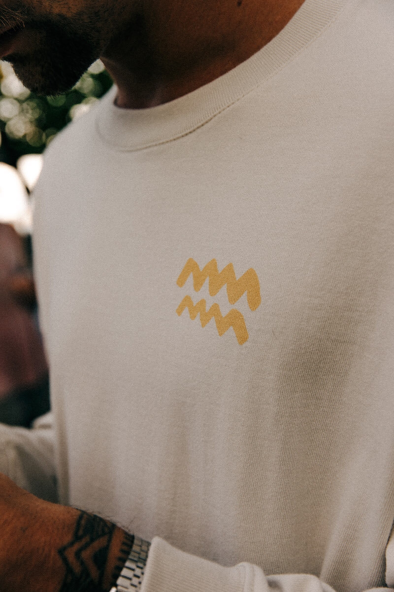 Sea Lions LS - Dirty White