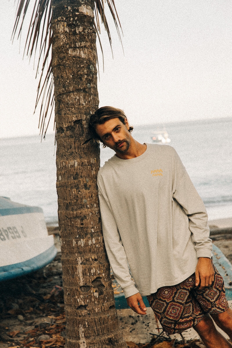 Sea Lions LS - Dirty White