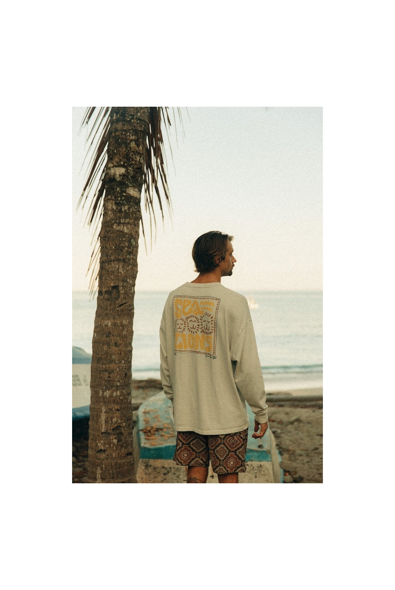 Sea Lions LS - Dirty White