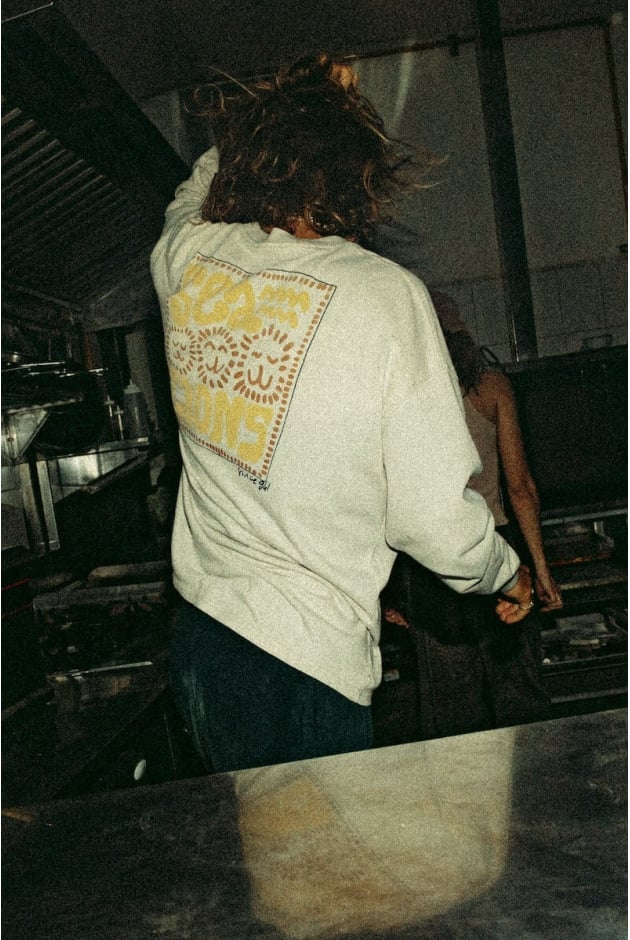 Sea Lions LS - Dirty White Sea Lions LS - Dirty White