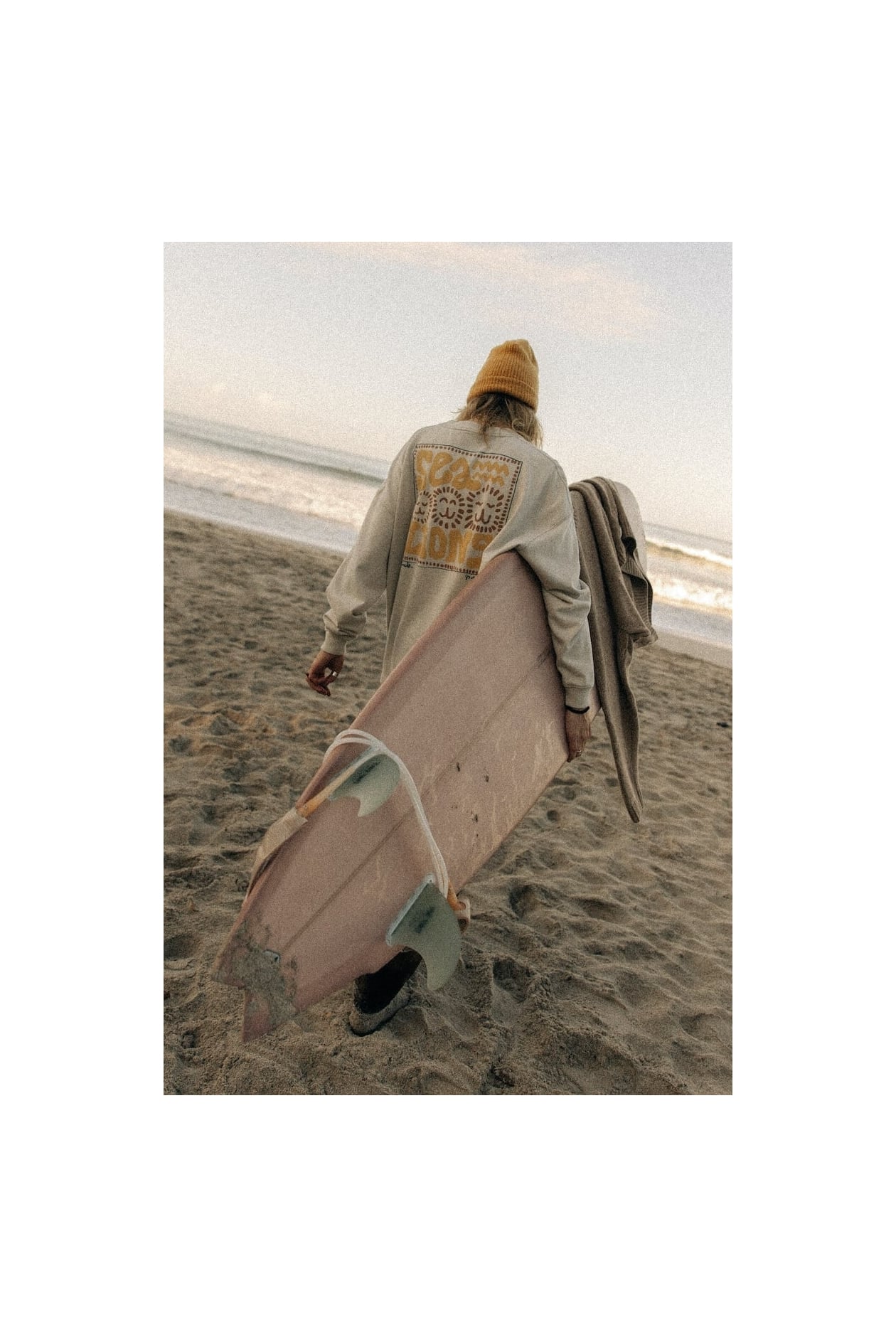 Sea Lions LS - Dirty White