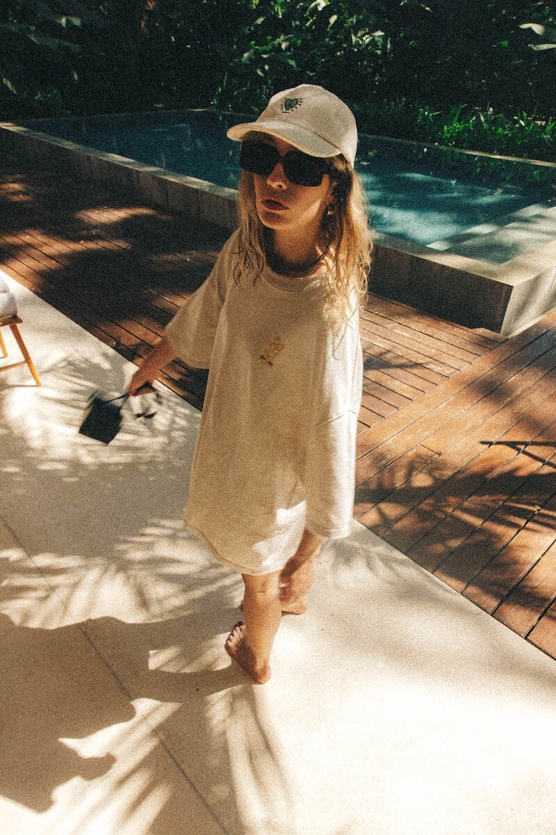 Power Flower Tee - Dirty White