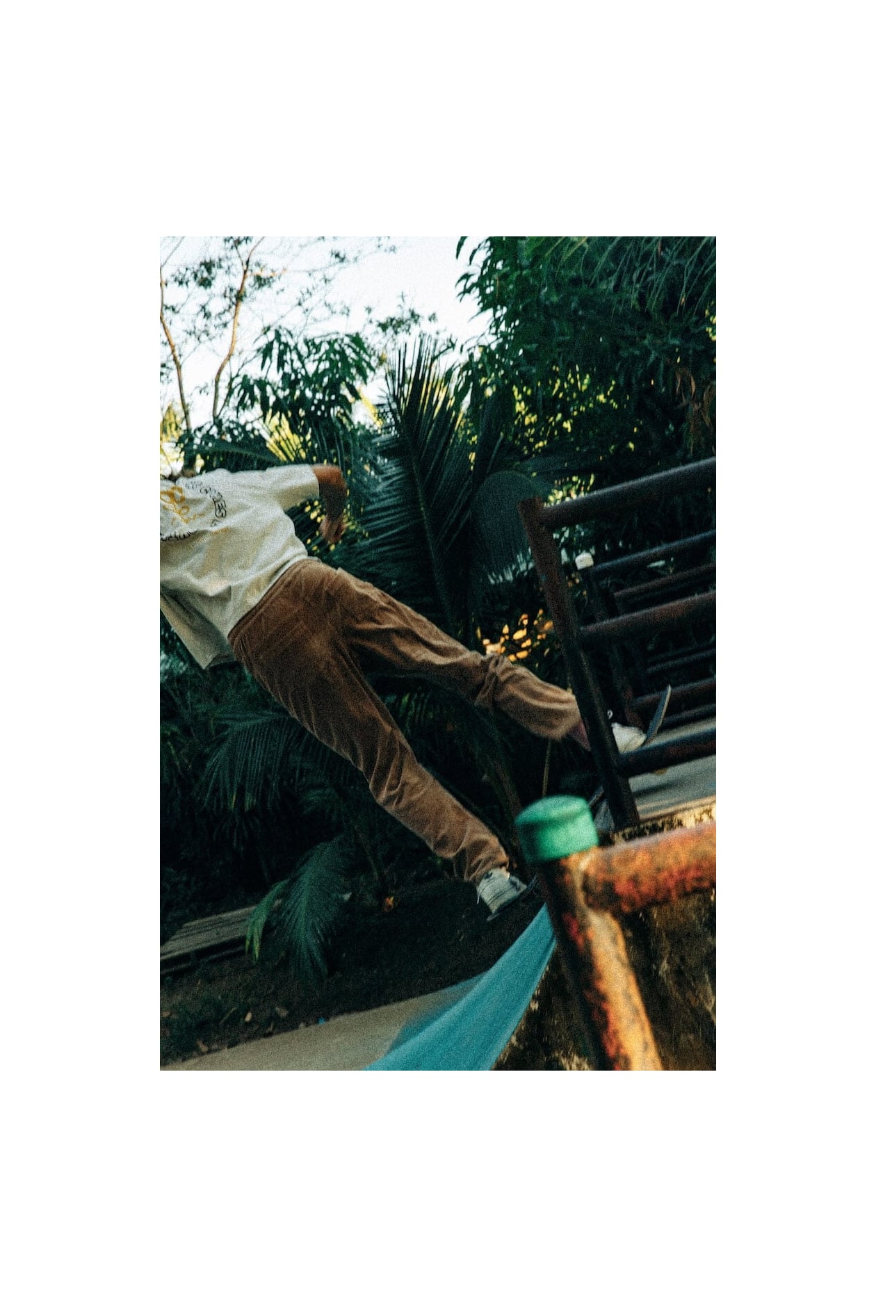 Power Flower Tee - Dirty White