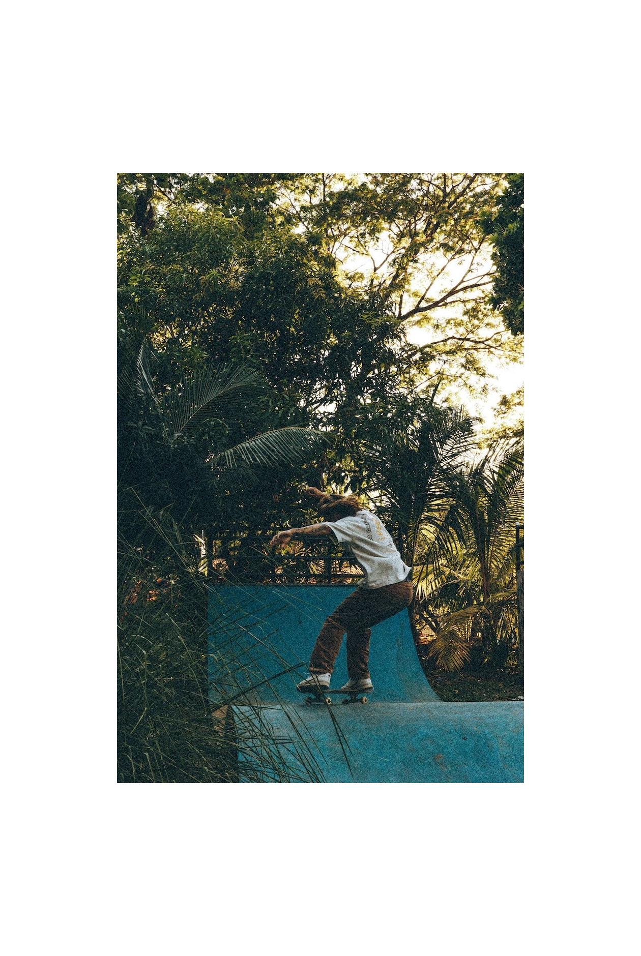 Power Flower Tee - Dirty White