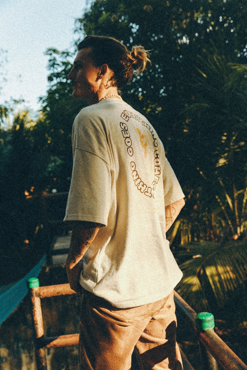 Power Flower Tee - Dirty White