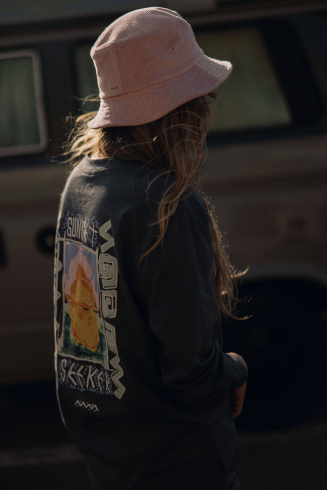 Sunset Seeker LS - Stone Grey