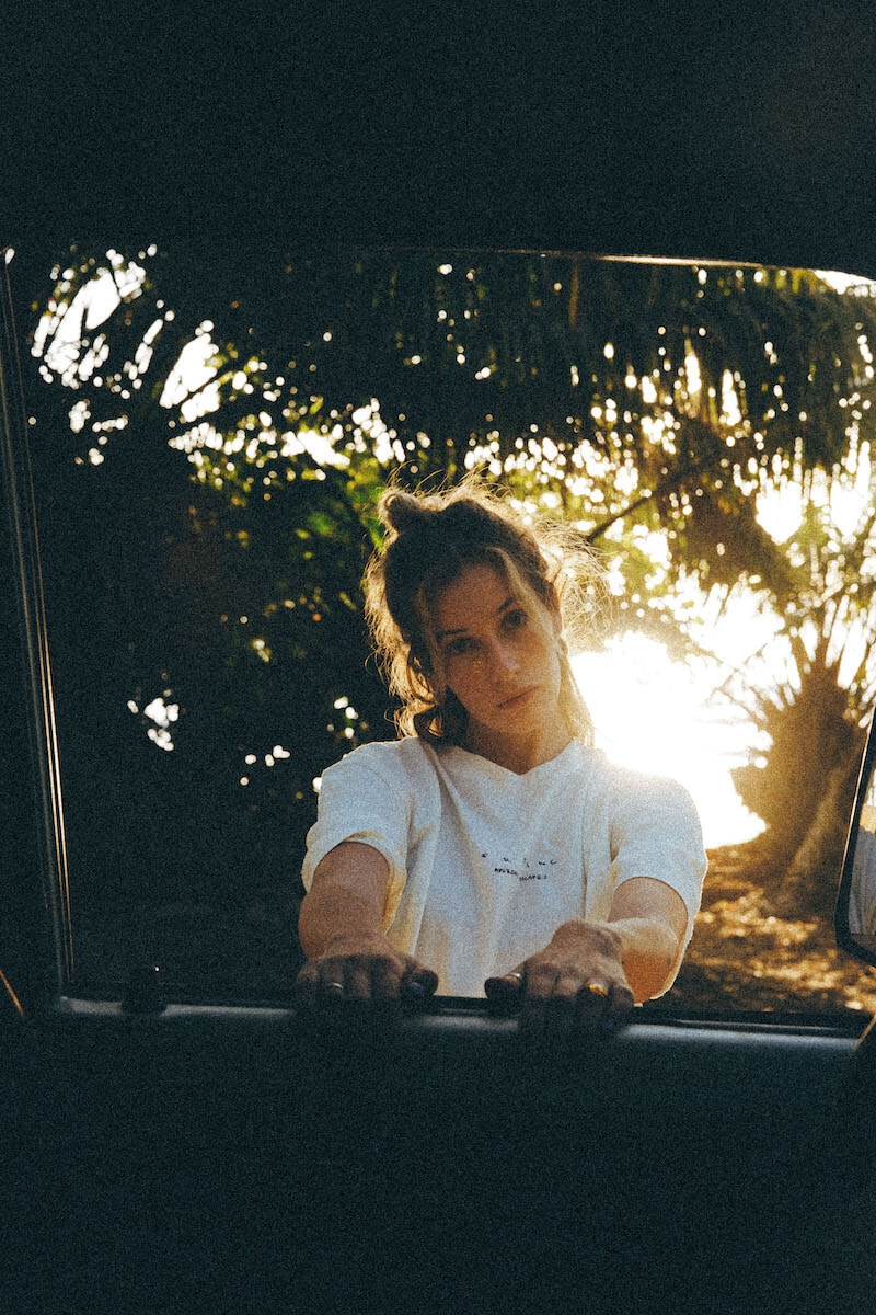 Friends Tee - Vintage White