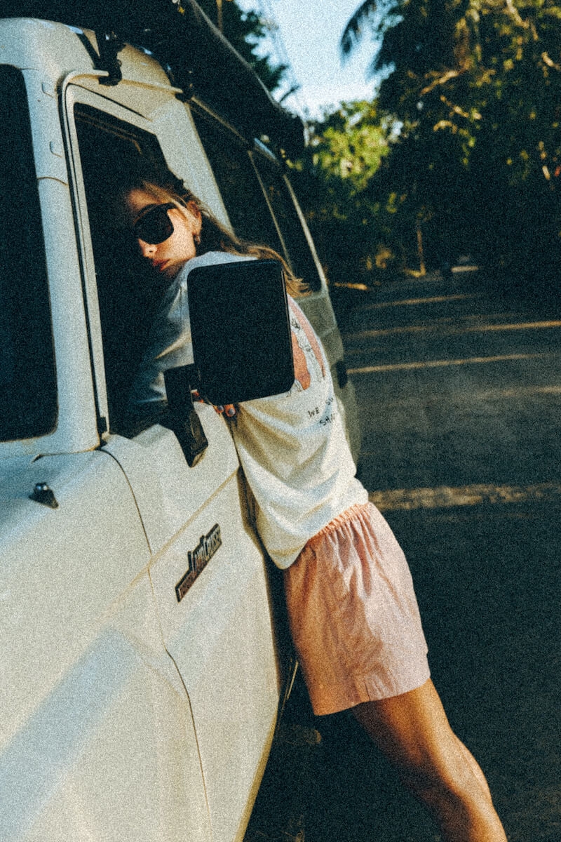 Friends Tee - Vintage White