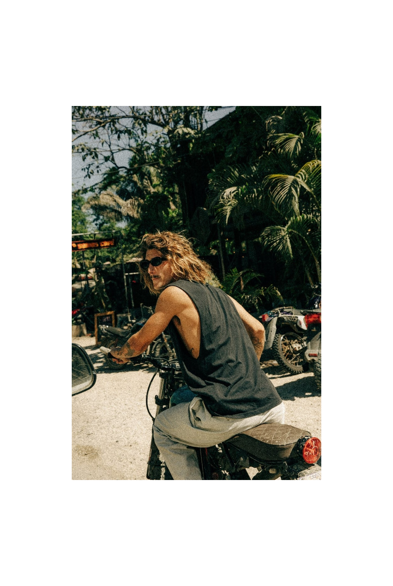 Pocket Tank Top - Acid Black