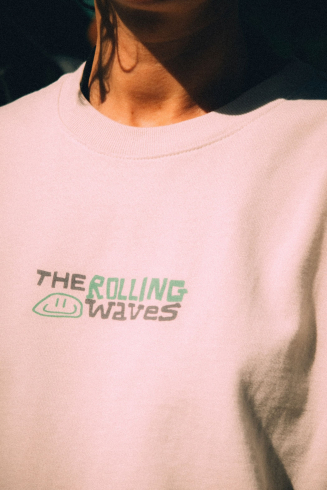 THE ROLLING WAVES TEE -...