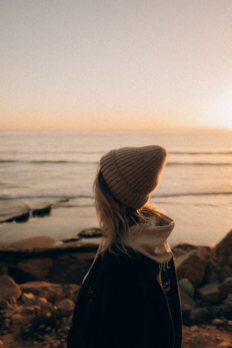 Rib Fluffy Beanie - Cookie