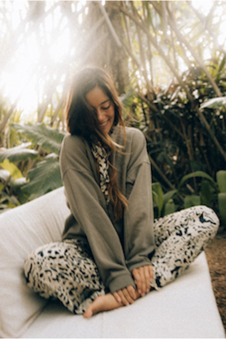 Classy Sweat - Khaki Tree Classy Sweat - Khaki Tree