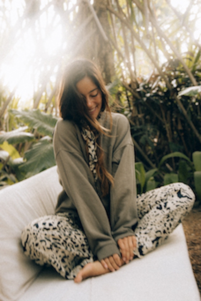 Classy Sweat - Khaki Tree Classy Sweat - Khaki Tree