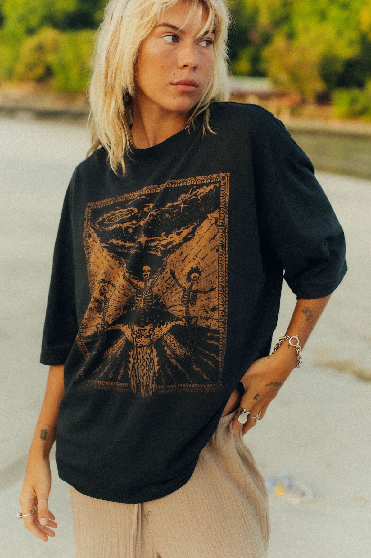 Danse Macabre Box Tee - Acid Black