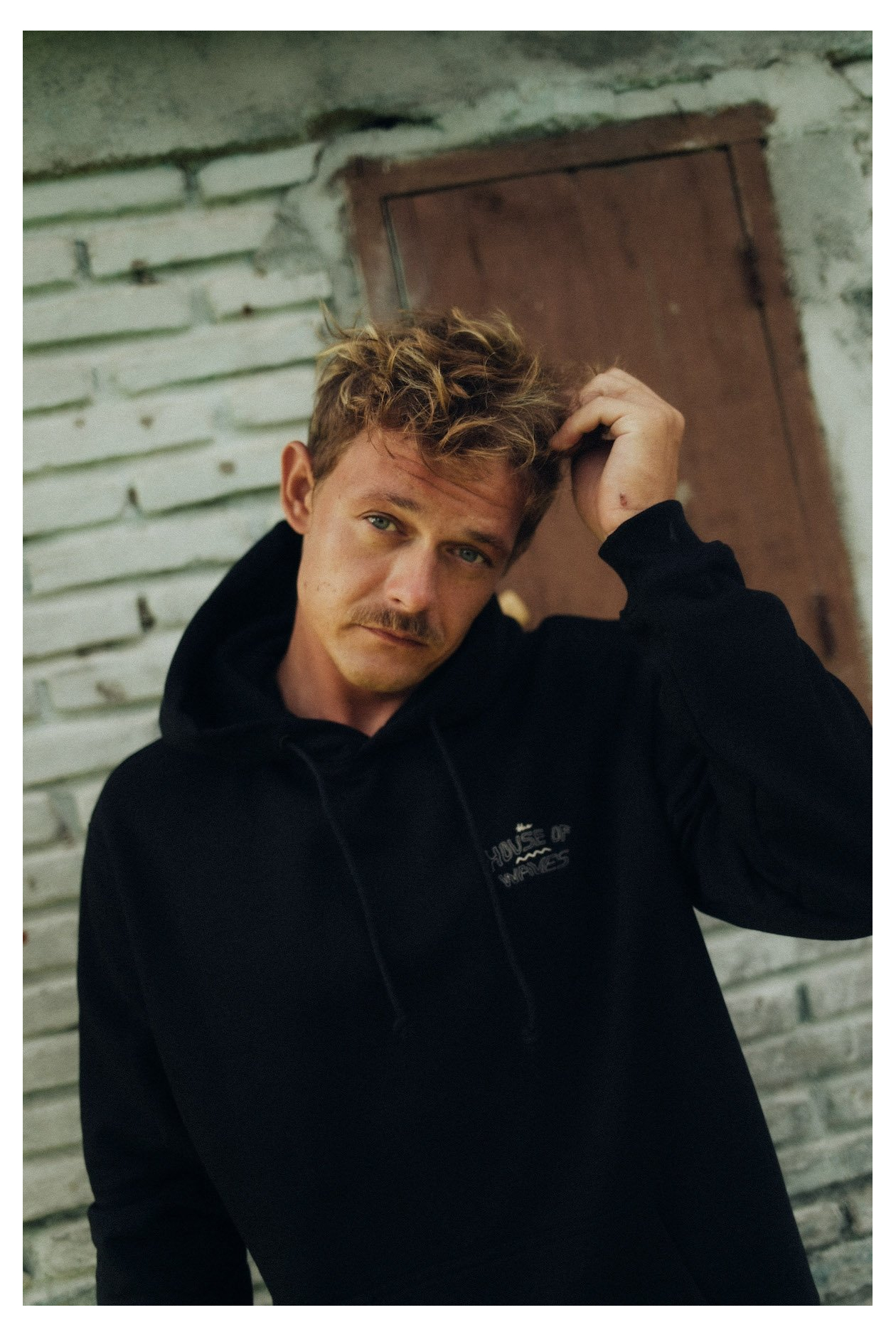House Of Waves Hoodie - Space Black House Of Waves Hoodie - Space Black